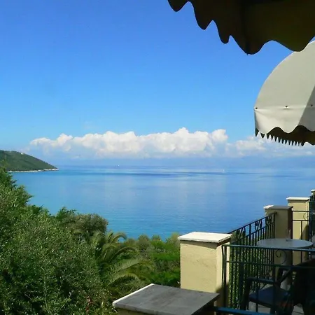 Pensjonat Bay In Kalamaki Beach- A Peaceful Area With Great Sea View 4*